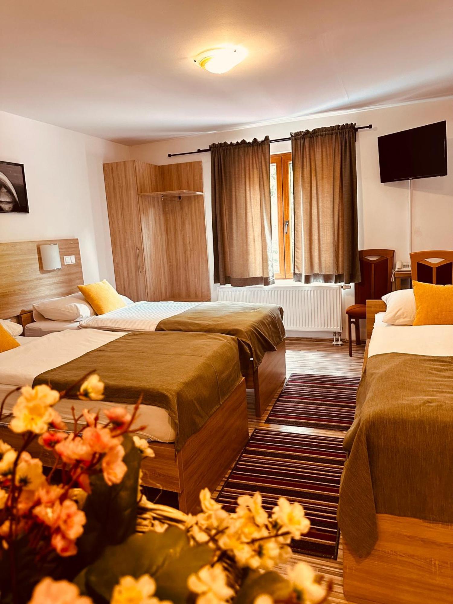 צאזין Motel Stovrela מראה חיצוני תמונה